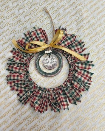 21  α  γουρι στεφανι κορδελες (1)